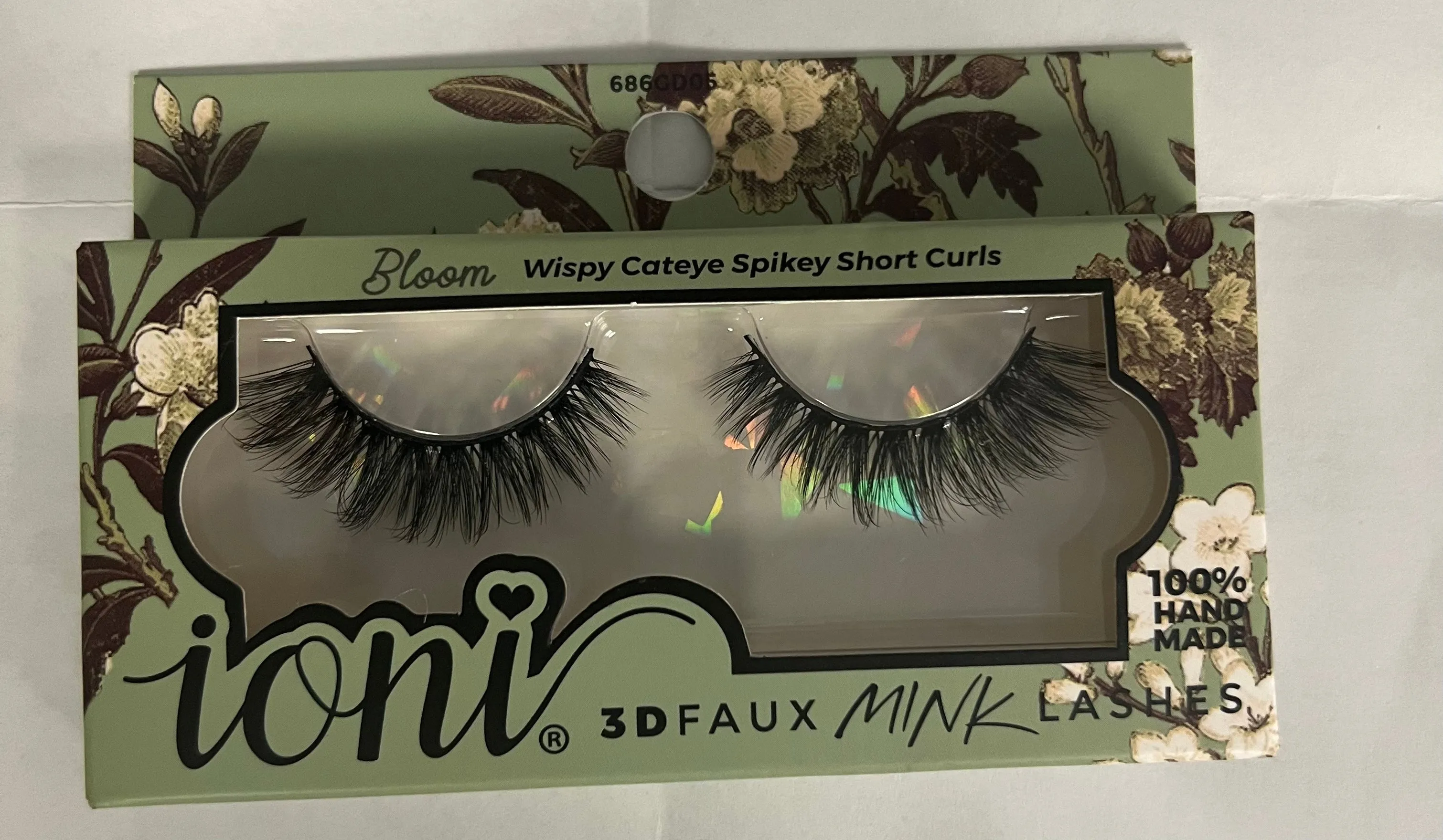 Bloom Wispy Cateye Lashes