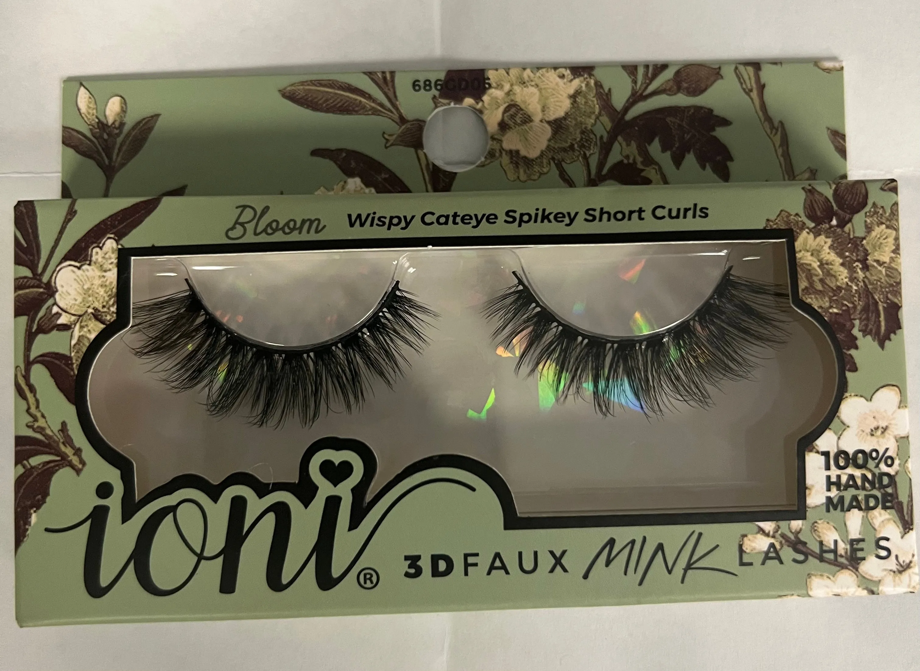 Bloom Wispy Cateye Lashes