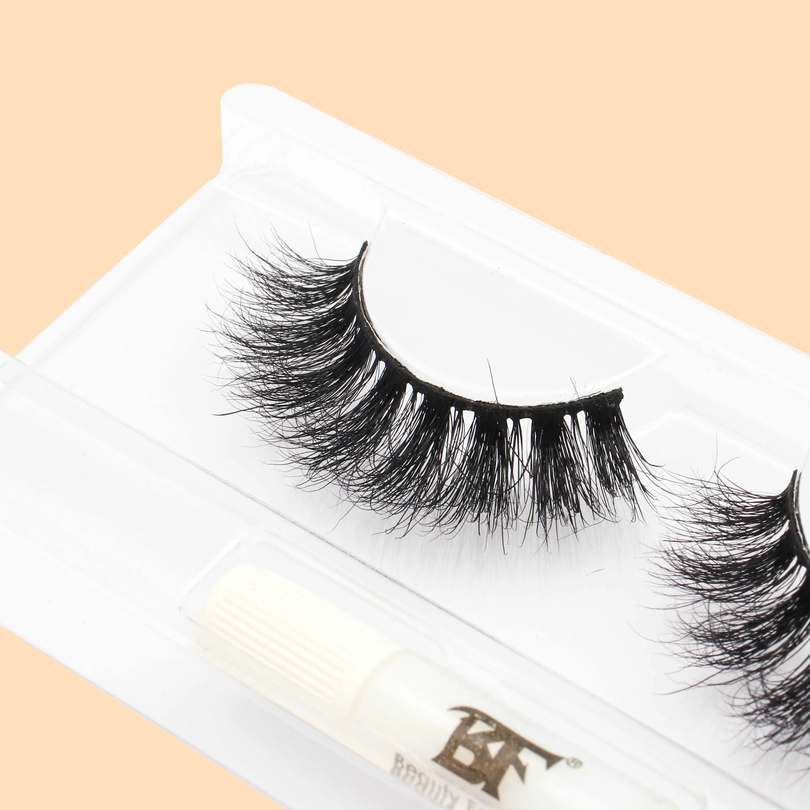 Faux Mink 3D Eyelashes Julie No.116 (Wispy and dramatic looks)