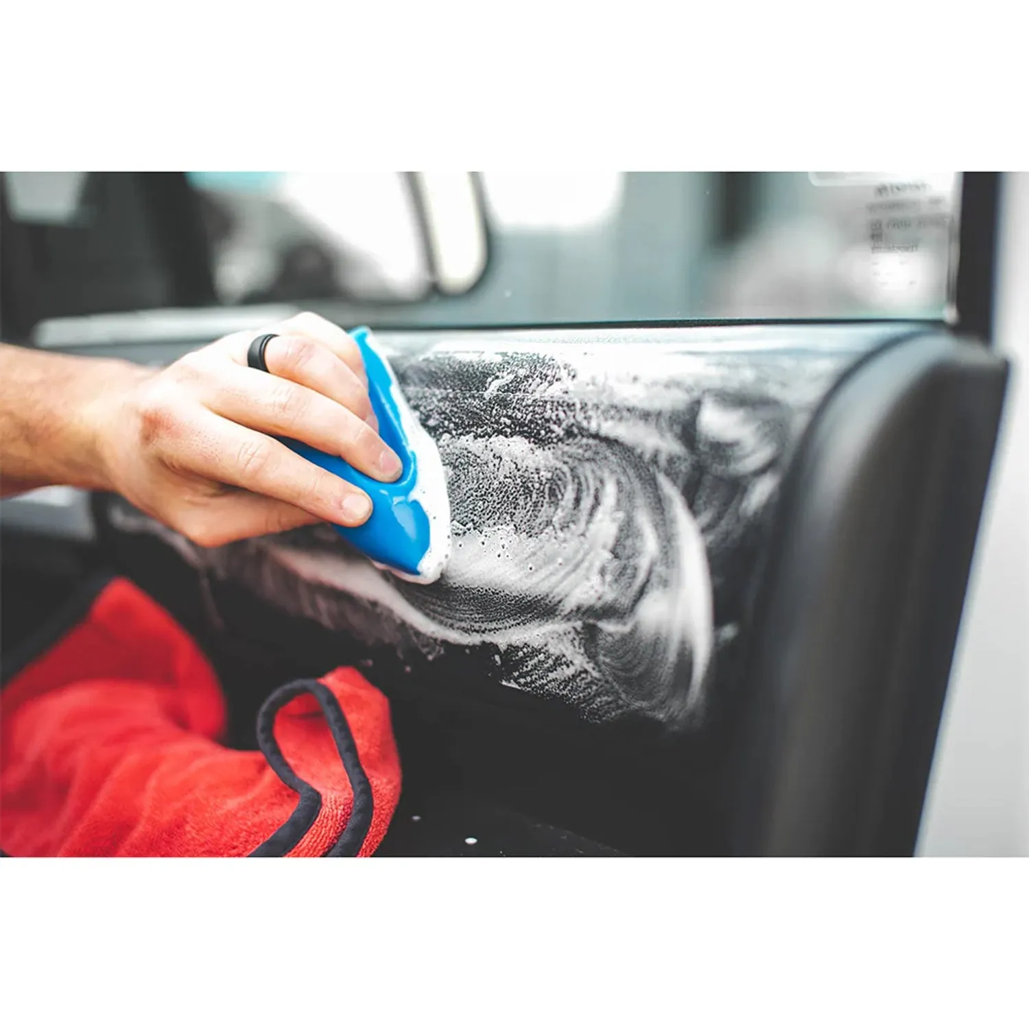 Leather & Vinyl Cleaning Brush