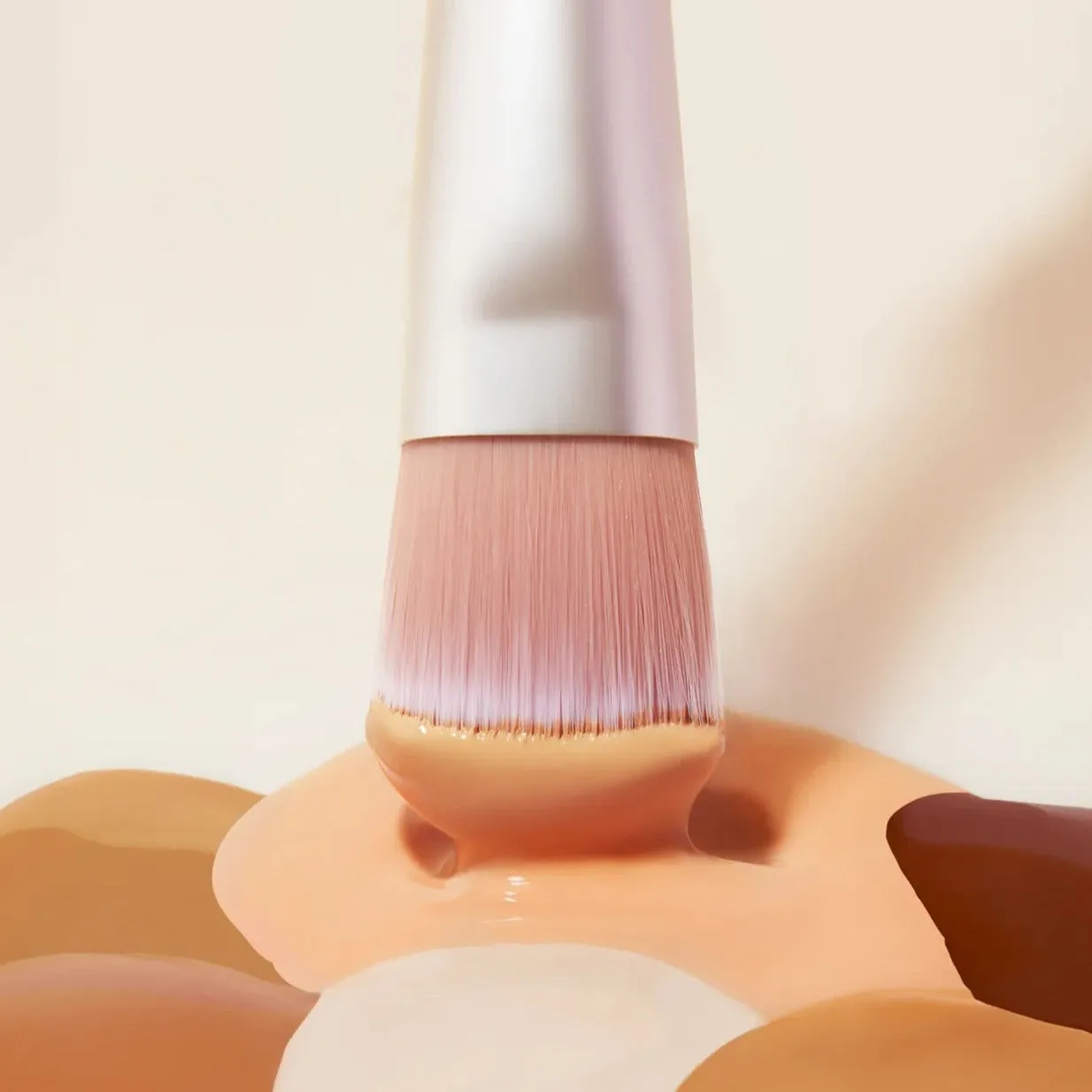 RMS BEAUTY - Skin2Skin Everything Brush